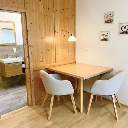 Appartments Hopfengarten Apartamento *